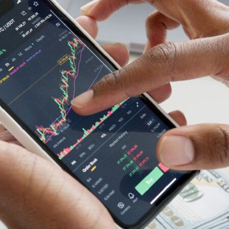 Définition ROI Marketing : (+ Calcul, Avantages & Usages en Entreprise)