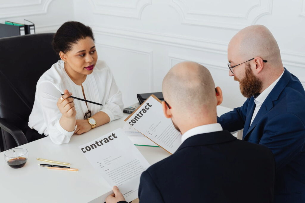 Avantages des solutions de gestion de contrats
