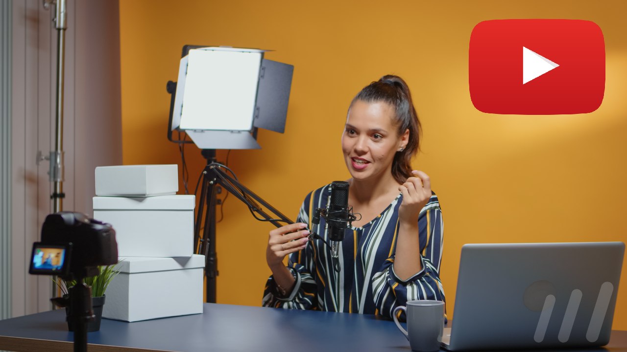 Créatrice de vidéos Youtube en plein tournage