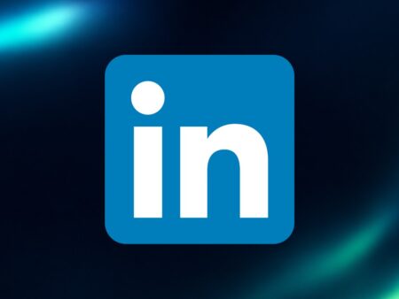 LinkedIn plus pollué par l&rsquo;IA que Reddit : le paradoxe que révèle cette étude (et ce qu&rsquo;il faut retenir)