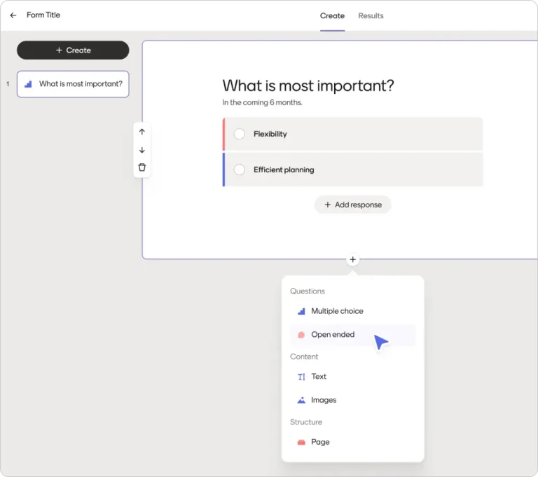 Éditeur de questionnaire Menti Form avec une question à choix multiple et le menu d'ajout de questions, de contenus et de pages
