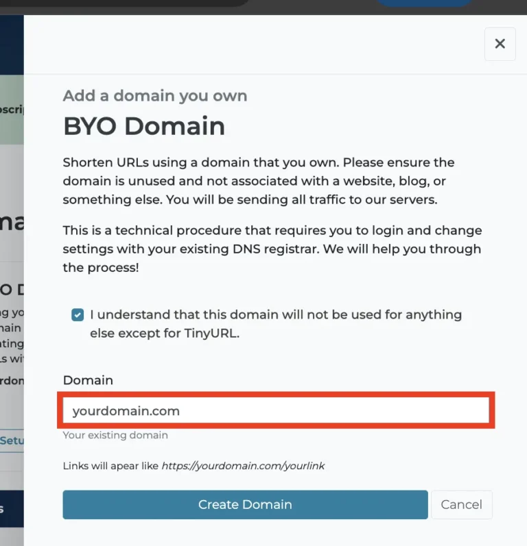 Fenêtre d'ajout d'un domaine existant dans TinyURL avec avertissement sur l'usage exclusif du domaine