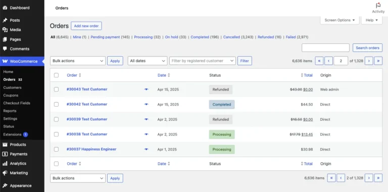 Tableau des commandes WooCommerce dans l'administration WordPress avec statuts, filtres par date et client et actions groupées